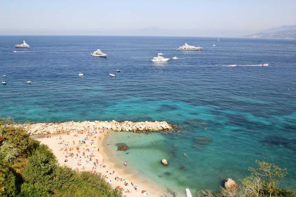 Capri Inn Luaran gambar