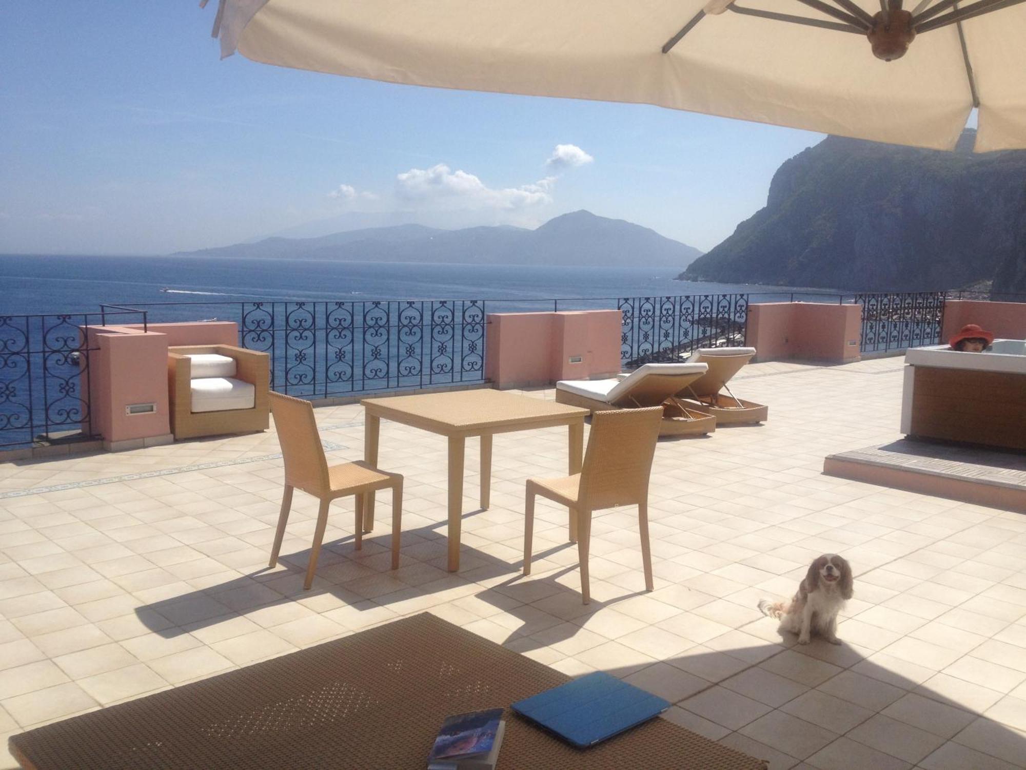 Capri Inn Luaran gambar