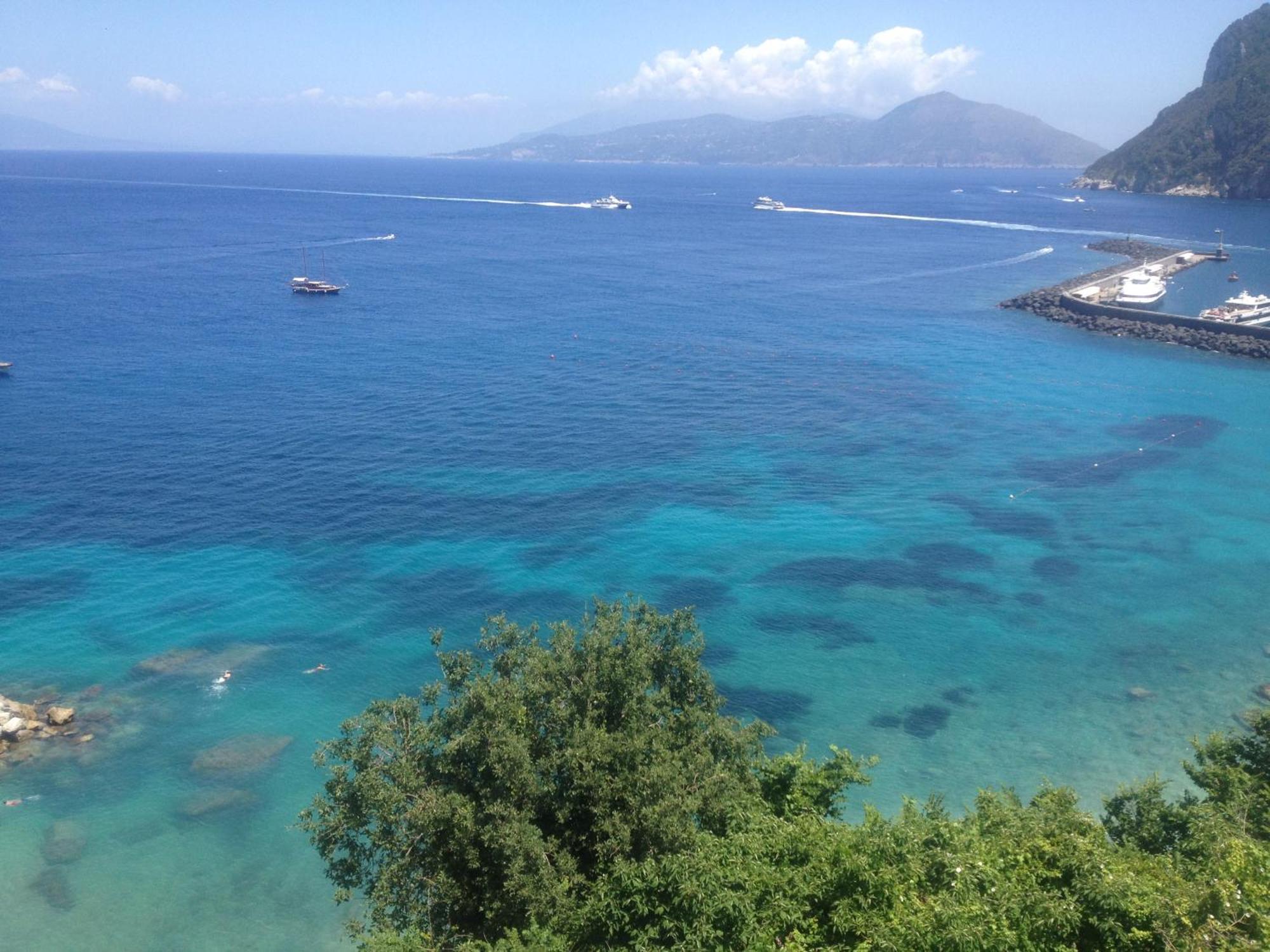 Capri Inn Luaran gambar