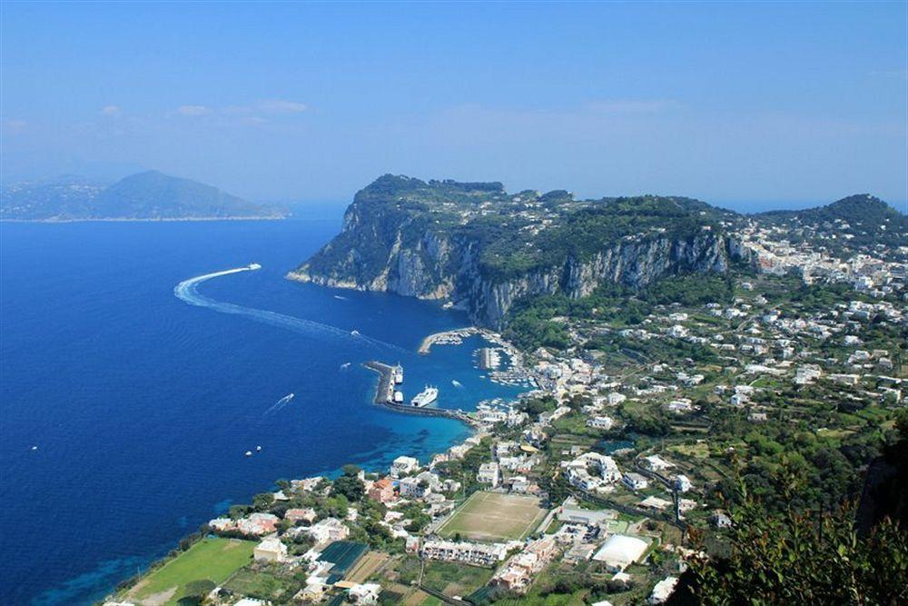 Capri Inn Luaran gambar