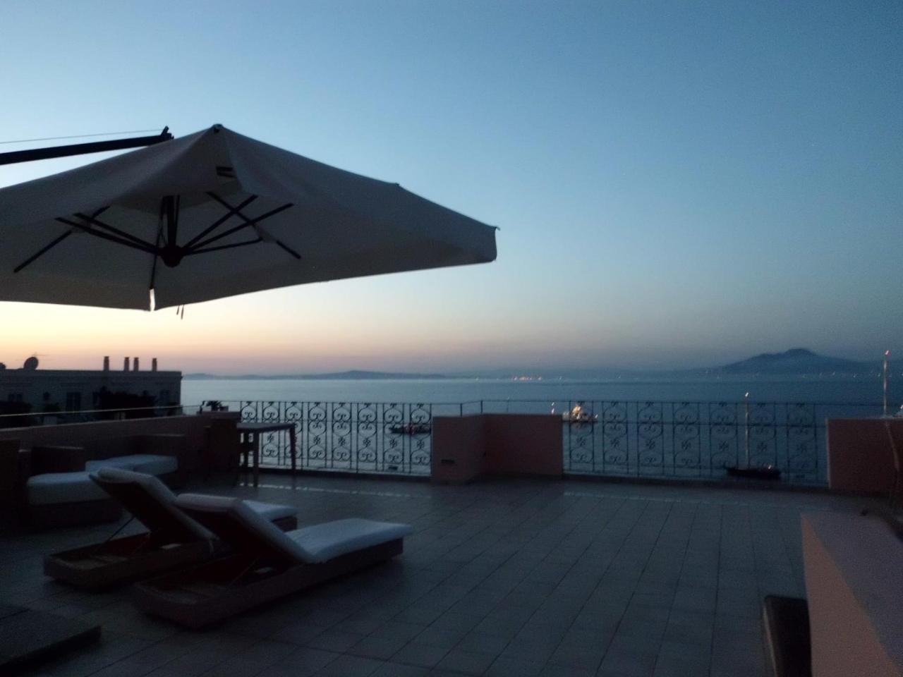 Capri Inn Luaran gambar
