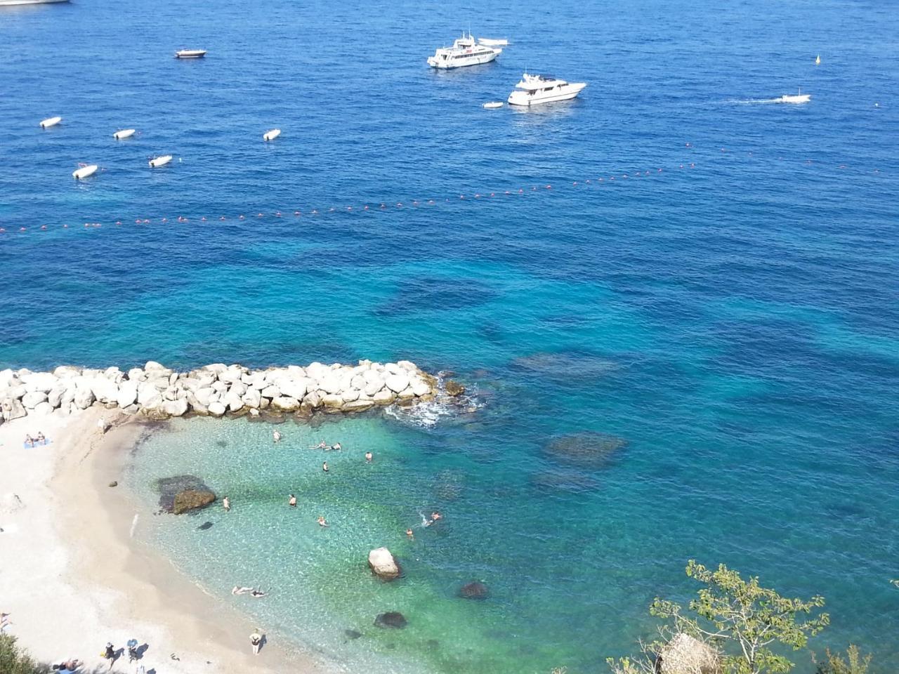 Capri Inn Luaran gambar