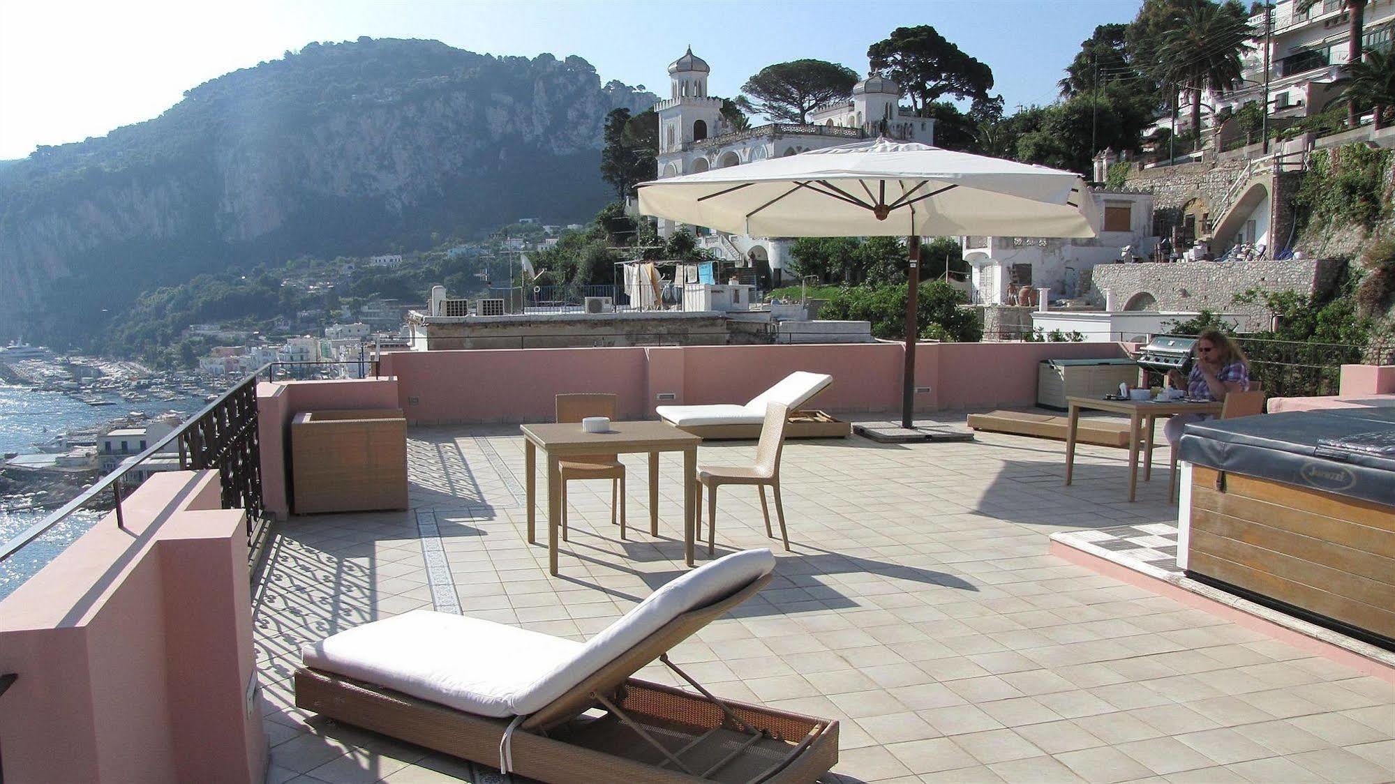 Capri Inn Luaran gambar